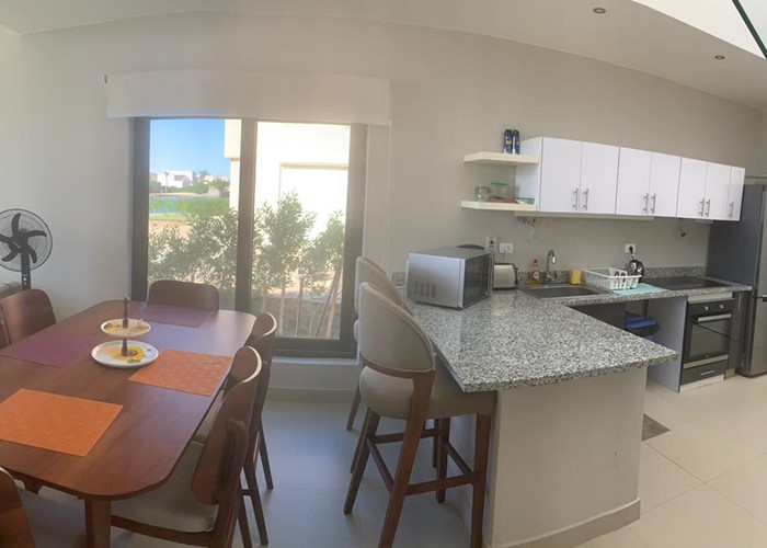 4 BR Villa with lagoon view in Tawila - 11